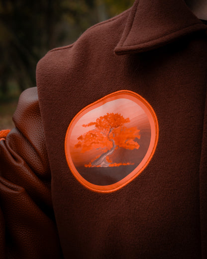 Varsity – Aki